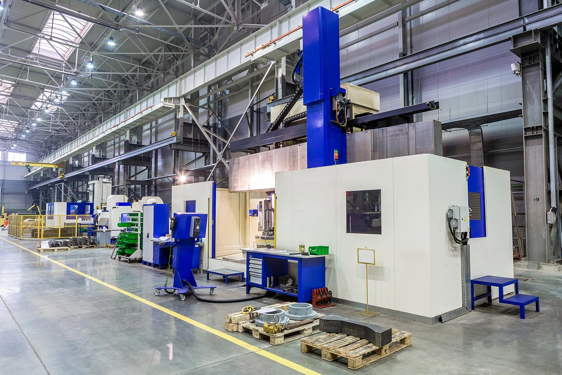 the-interior-metal-manufacturing-CNC-machines.webp